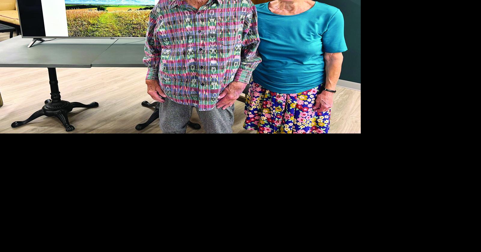 Couple Discusses Solar Home, Prairie Restoration At Sierra Club Meeting