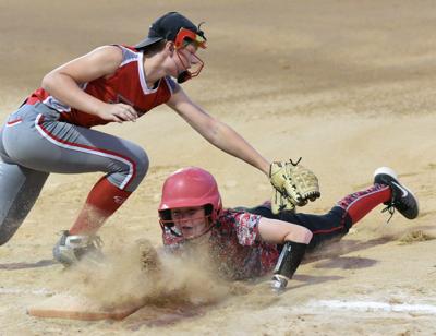 yankton softball rapid city dakota state south fastpitch usa girls baserunner fury attempt inferno camryn baseman zoeller underneath slides tag