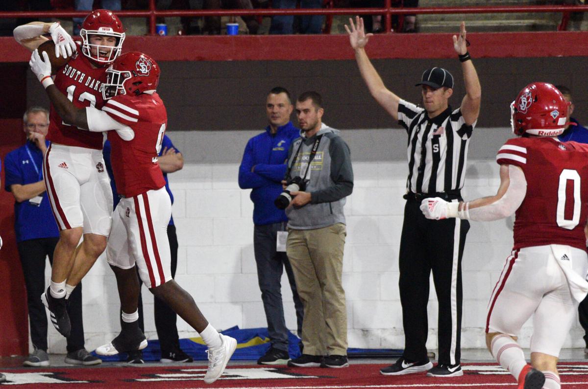 Touchdown, Coyotes