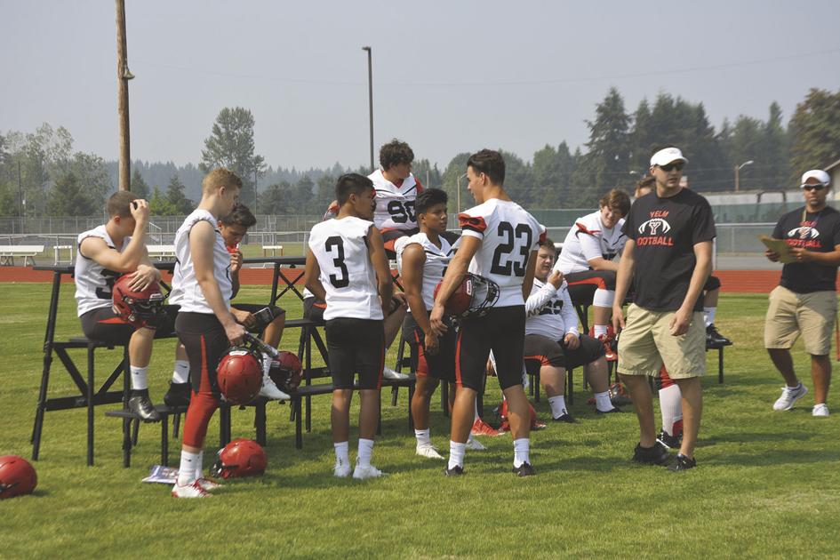 School Sports Are Off And Running Local Sports Yelmonline Com