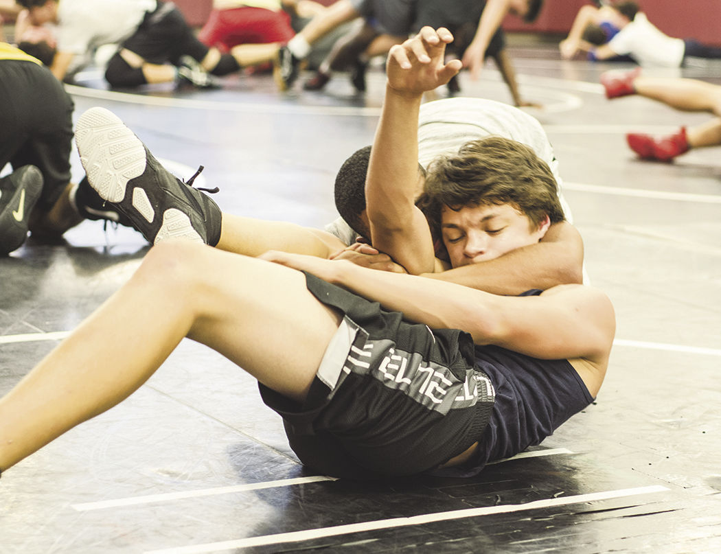 YHS Wrestling Looks Confident Going Into First Match Sports