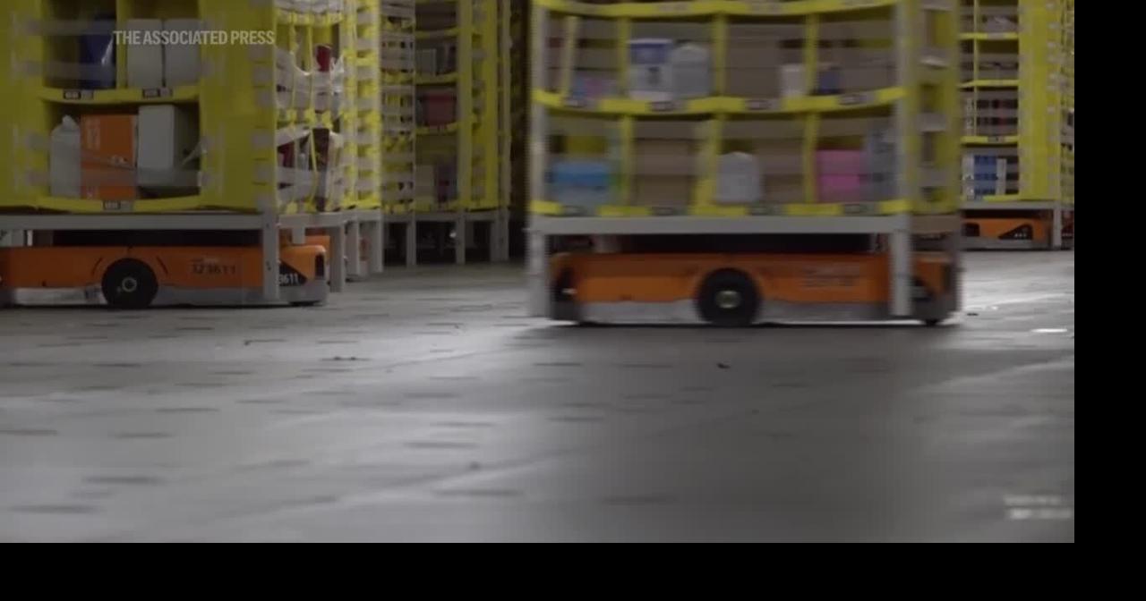 Kilalanin ang libu -libong mga robot ng AI na nagtatrabaho bilang Christmas Elves ng Amazon
