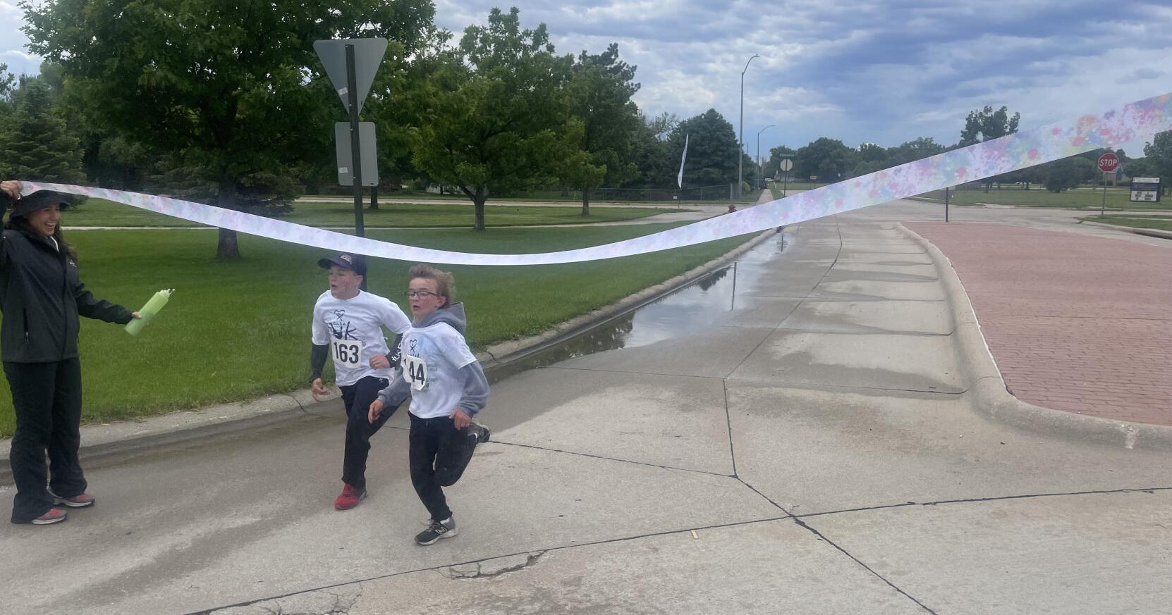 Rain or shine, runners showed up to the CASA Color Run on Sunday - Vimarsana News
