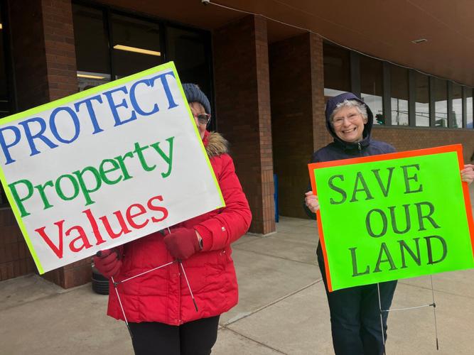 With split vote, York County Commissioners pass solar zoning regulations with half-mile setbacks for non-participating homes, schools and churches