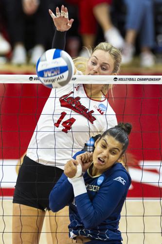 Nebraska HS volleyball is too 🔥 🏐 Ready for High School Season