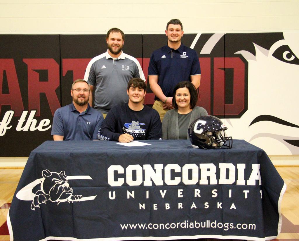 Versatile Lineman Ott Signs With Concordia Sports