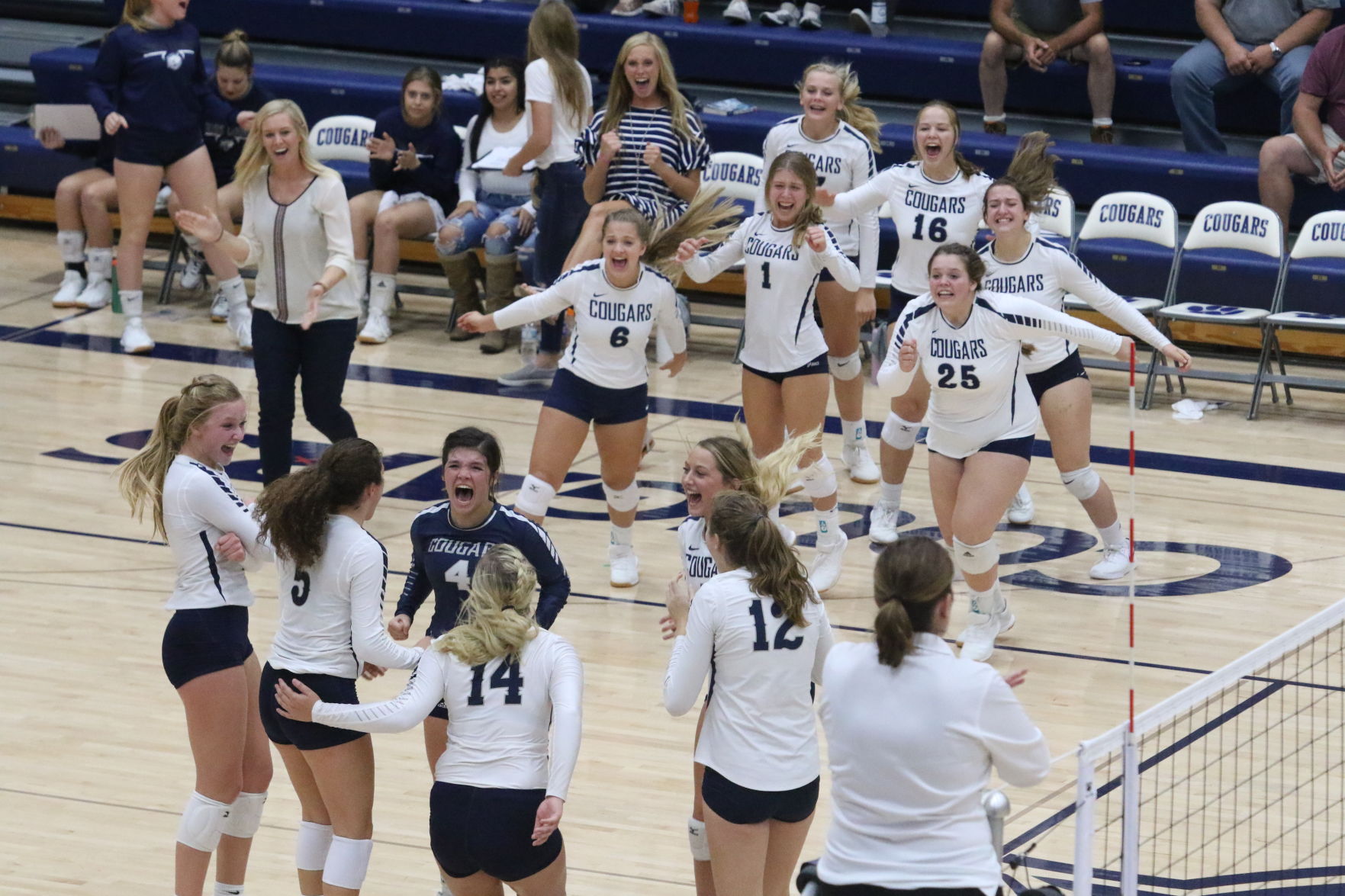 kobe ad for volleyball