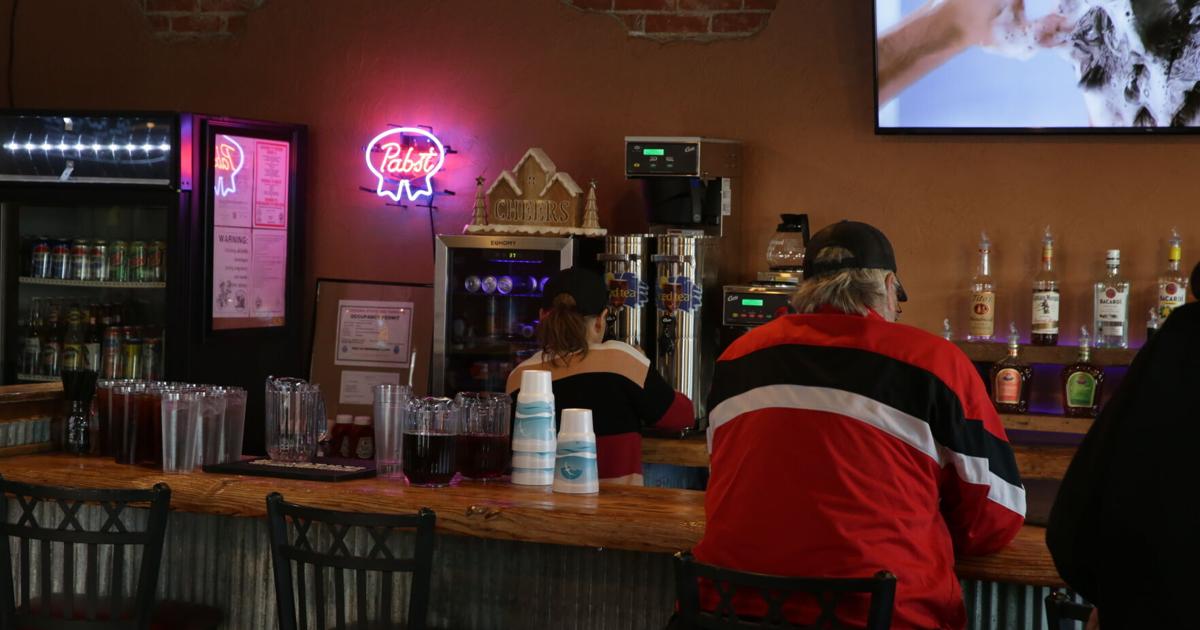 Bulldog Ringer Bar 4 things to know about the Bulldog Bar & Grill in Bradshaw