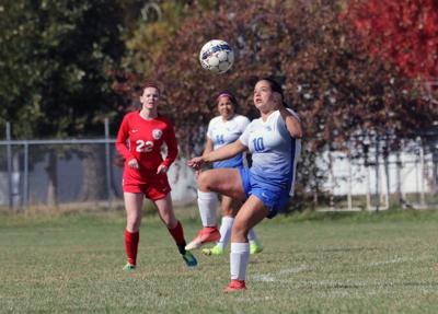 Medina S Goal Upsets Friends University Sports Yorknewstimes Com