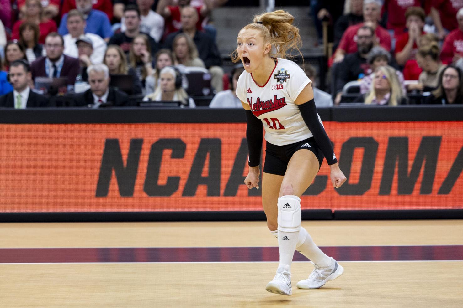 Photos Nebraska vs. Penn State in Final Four volleyball match — Dec. 19