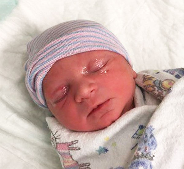 Birth, Phillips November 24, 2016 Family