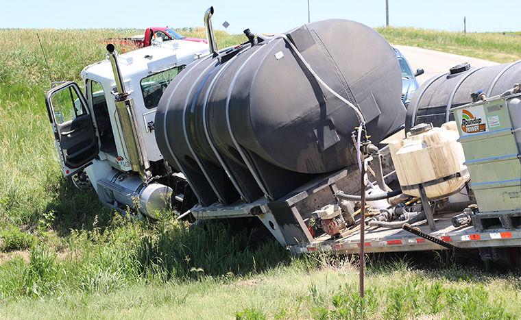 One injured in semi pickup accident Latest News