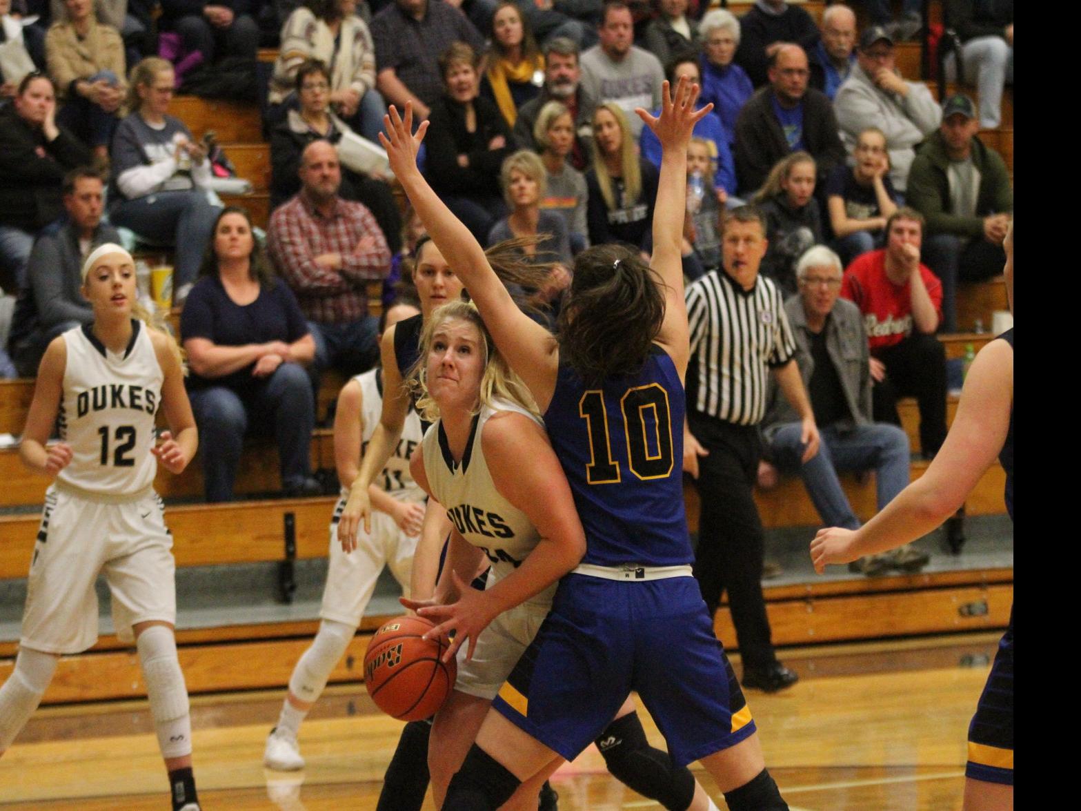Faced With College Decision Small Town Atmosphere A Factor For