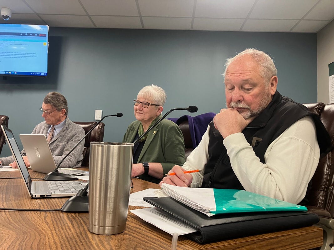 York County Commissioners talk salaries for deputy elected officials