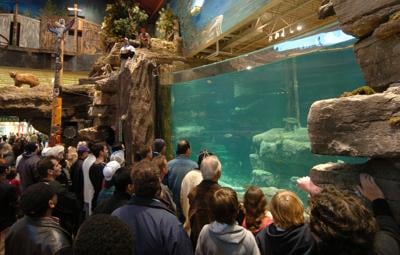 Bass Pro Shops at Vaughan Mills hosts family fishing events in June