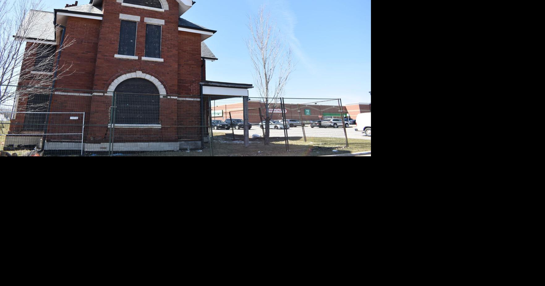 Owner wants to demolish historic Richmond Hill post office