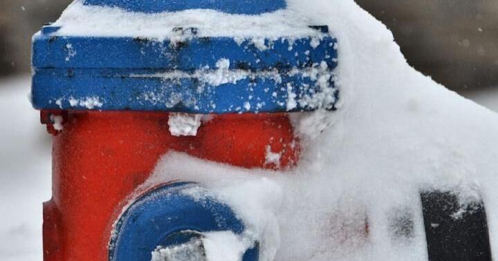 Should Stouffville pay to clear snow from fire hydrants ?