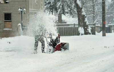 Toronto under winter weather travel advisory with up to 10 cm of snow on  the way