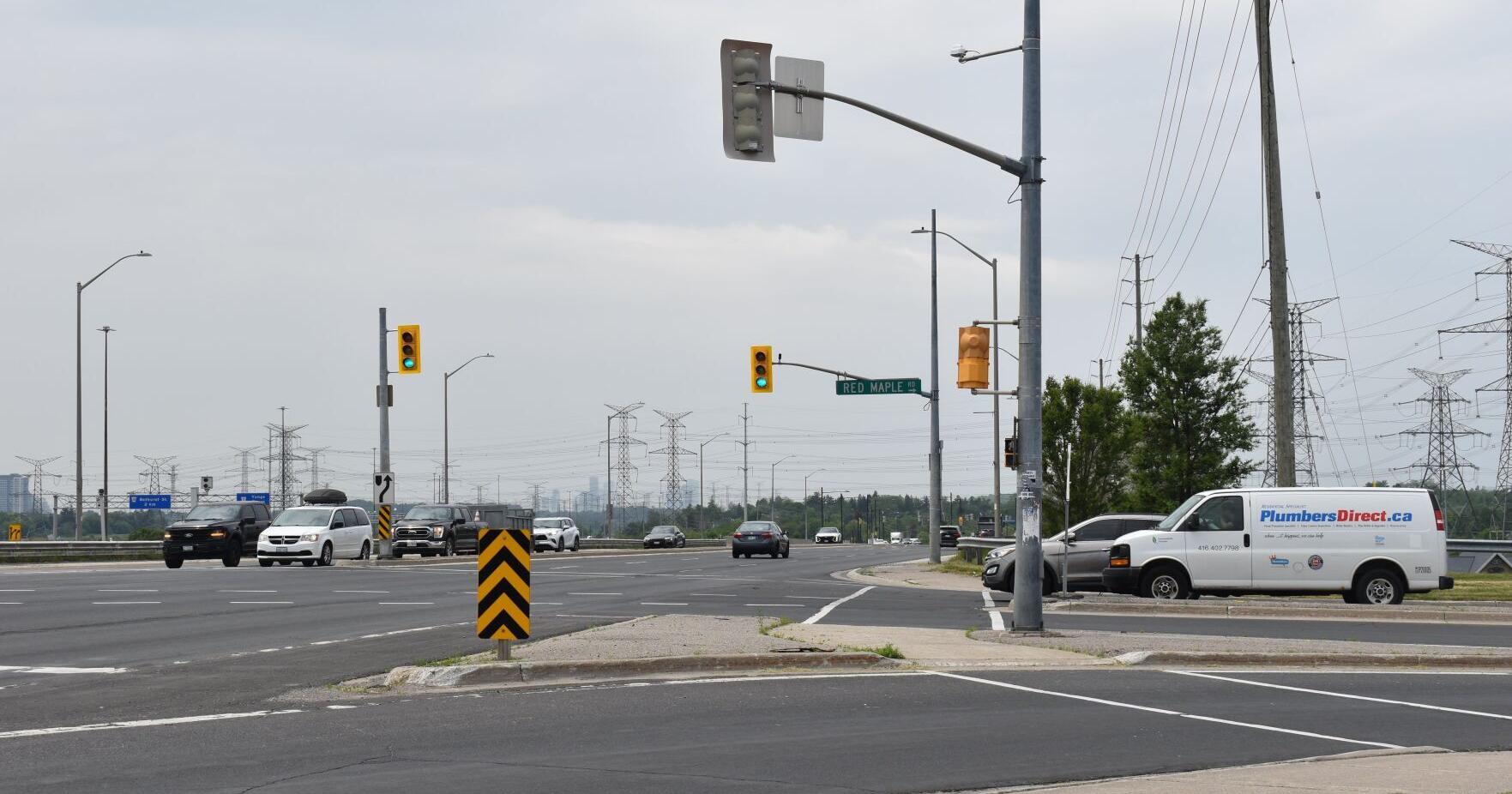 York Region boosts pedestrian safety at Highway 7 crossings