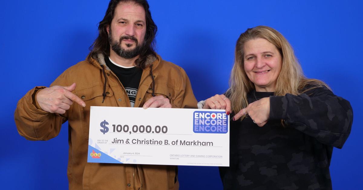 Markham couple win Lotto 6/49 after Shell ticket purchase