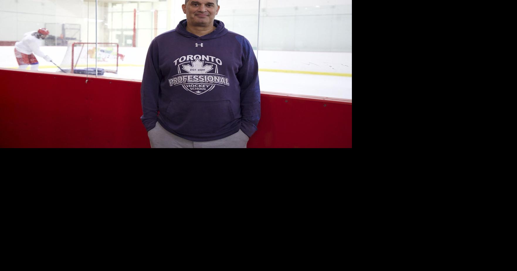 Backyard hockey rink dispute leads Unionville man to face off against Frank Scarpitti for mayor