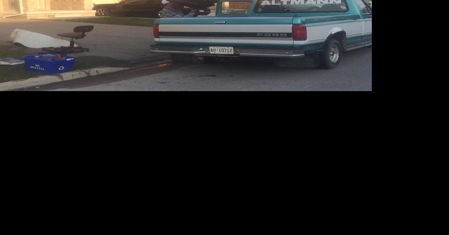 Stouffville mayor and wife clean up garbage on Easter morning