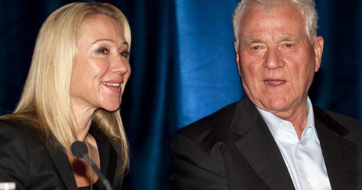Stronach family feud deepens as Frank's son joins fray