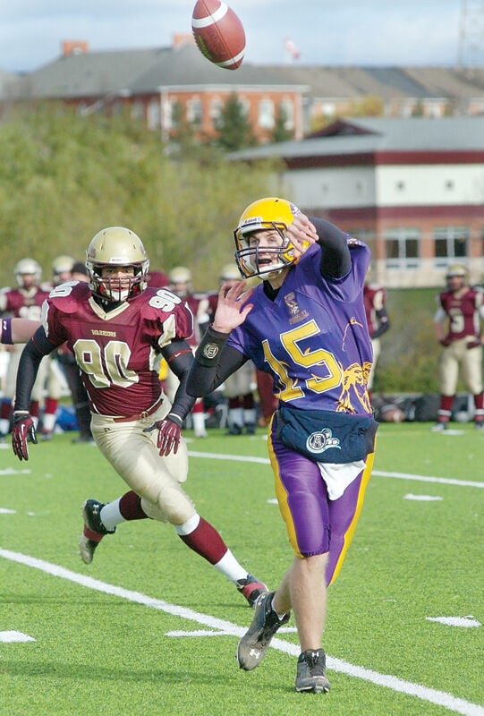 Newmarket Raiders football set to take a knee without qualified coaches