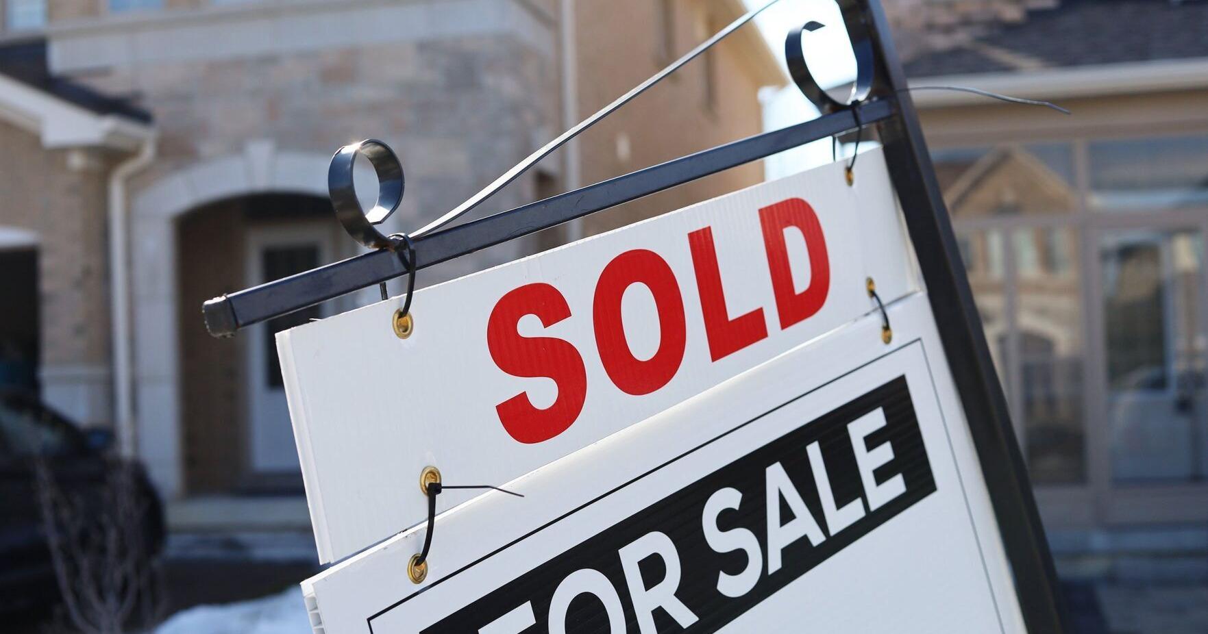 Newmarket home prices surge 5 . 1 per cent to $1 million