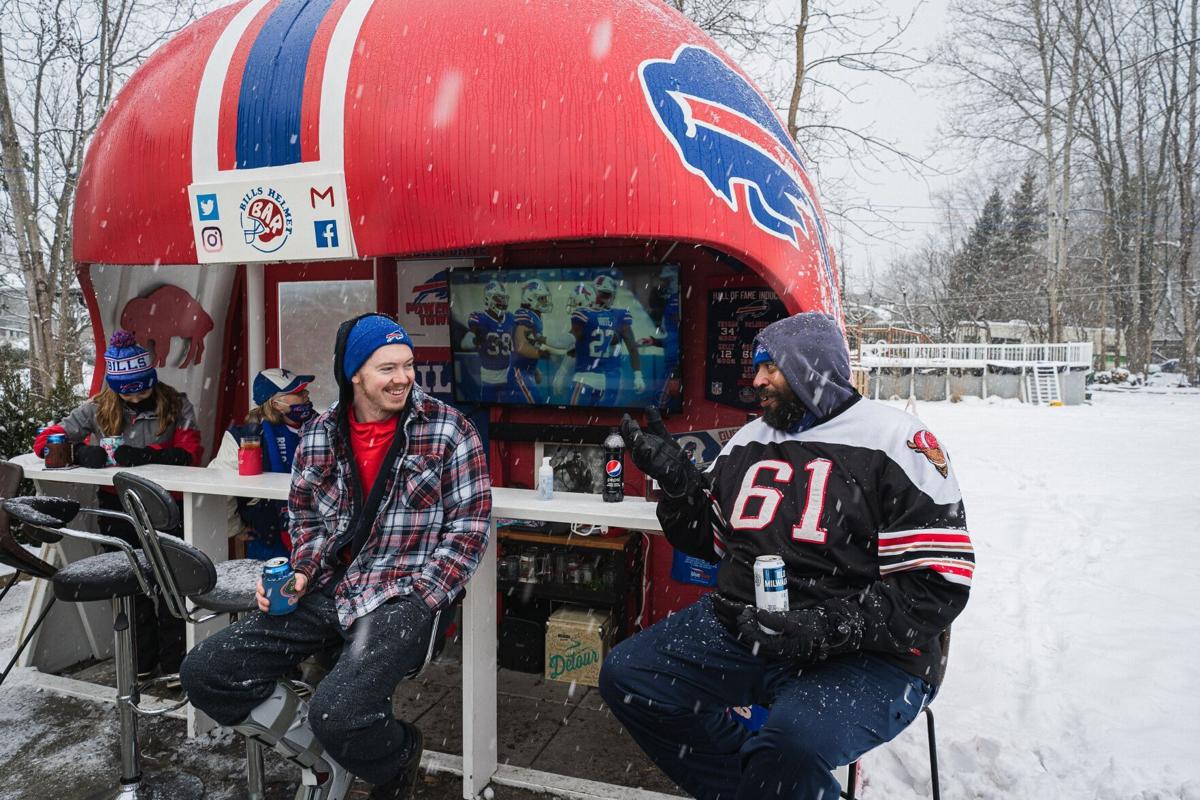 Keswick's Bills Helmet Bar is envy of fans, draws diehard Bills Mafia  member from Newmarket