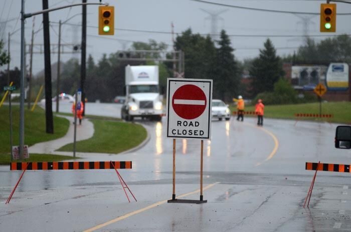 UPDATE Flooding closes Vaughan intersection