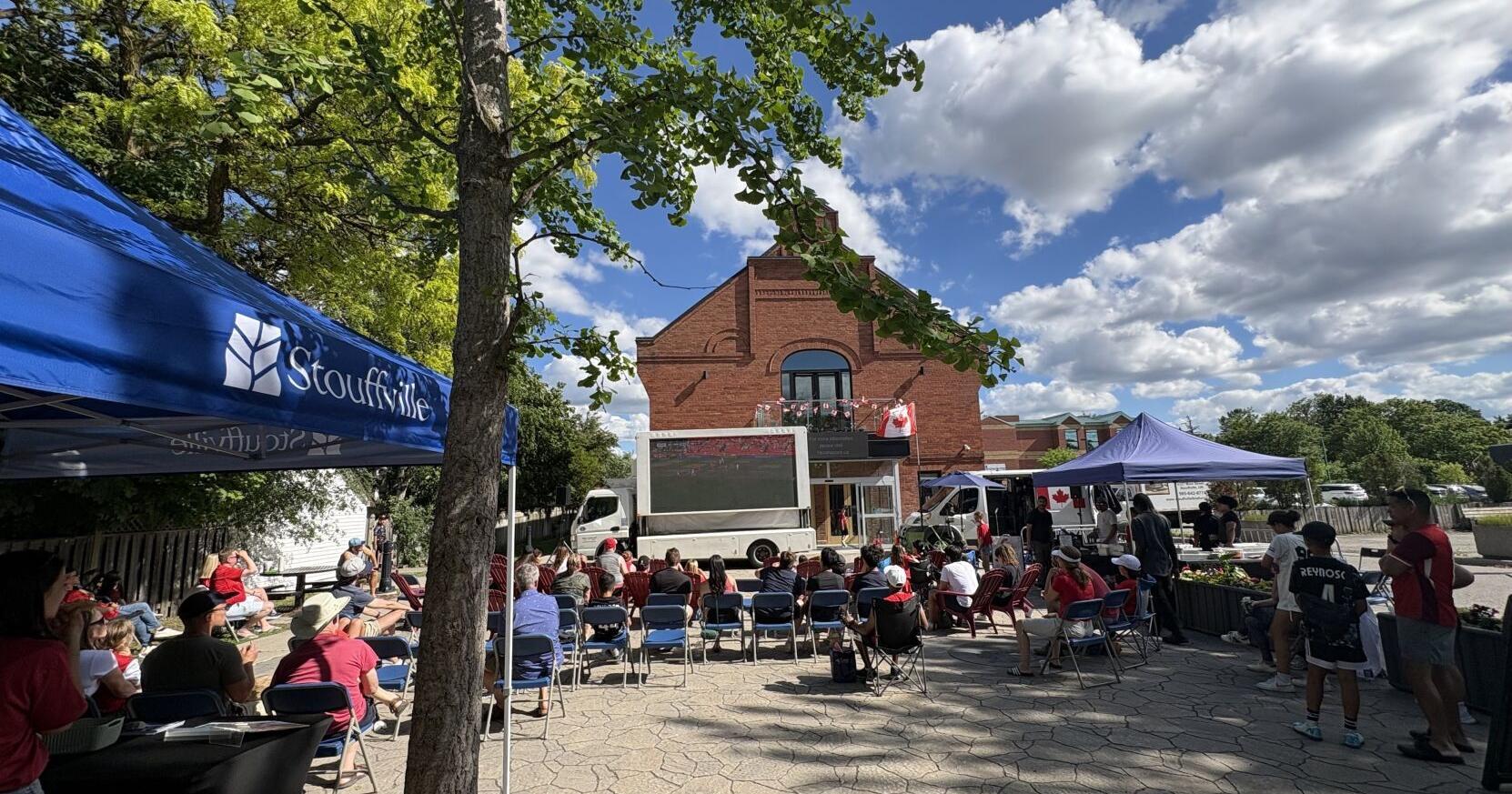 Stouffville comes out to support Canada 26 World Cup run