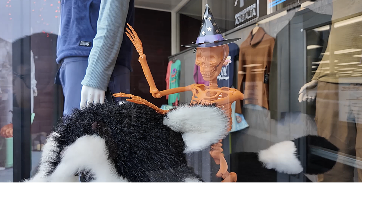 Downtown Anchorage hosts “Trick or Treat Street” for families this Saturday