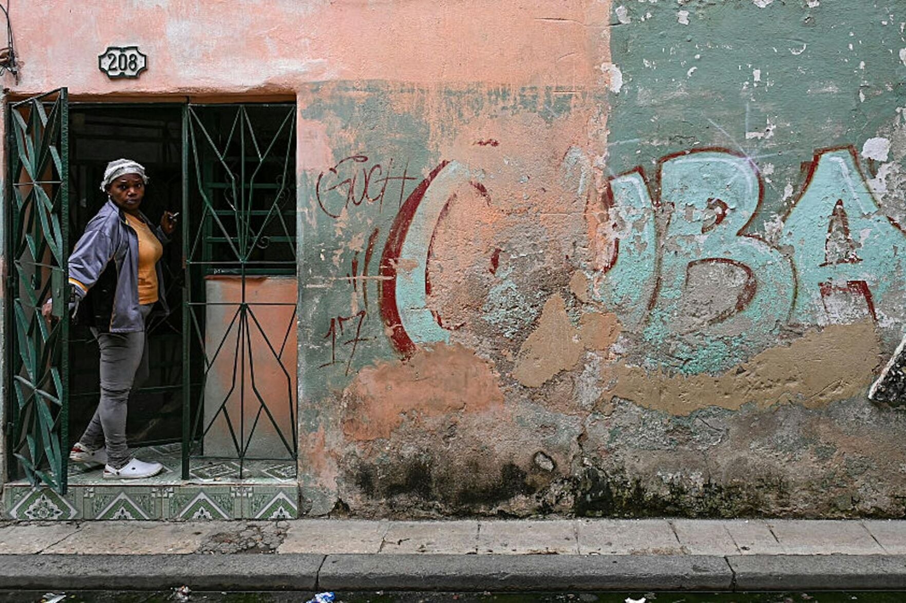<a href="https://www.youralaskalink.com/news/national/we-are-waiting-for-the-americans-to-save-us-in-crisis-cubans-have-given-up/article_c62a5f3b-77a8-56f2-80af-8101ce56de85.html" target="_blank">‘We are waiting for the Americans to save us’ – in crisis, Cubans have given up on reform from within</a>