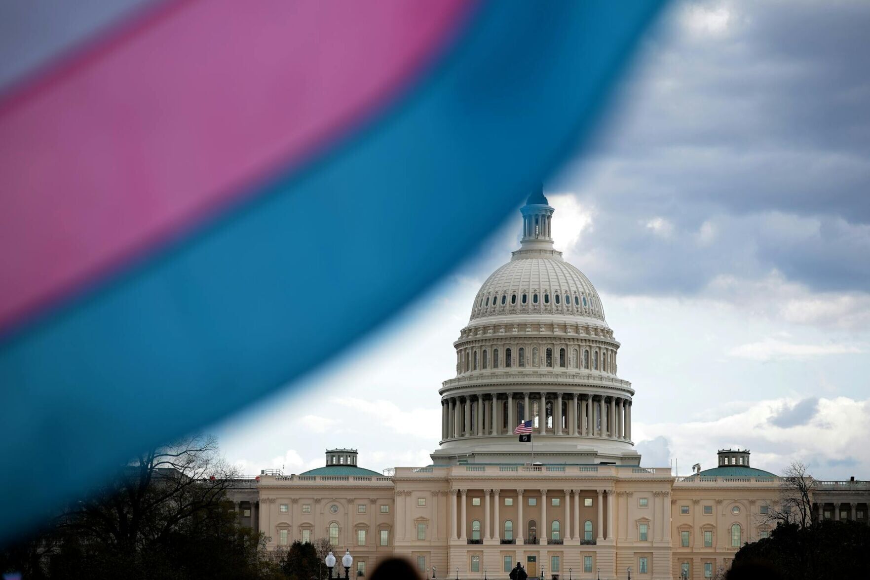 <a href="https://www.youralaskalink.com/news/national/how-the-trump-administration-s-rhetoric-promotes-anti-transgender-views/article_de19380e-b9d0-5540-aa25-12fc48d1787c.html" target="_blank">How the Trump administration’s rhetoric promotes anti-transgender views</a>