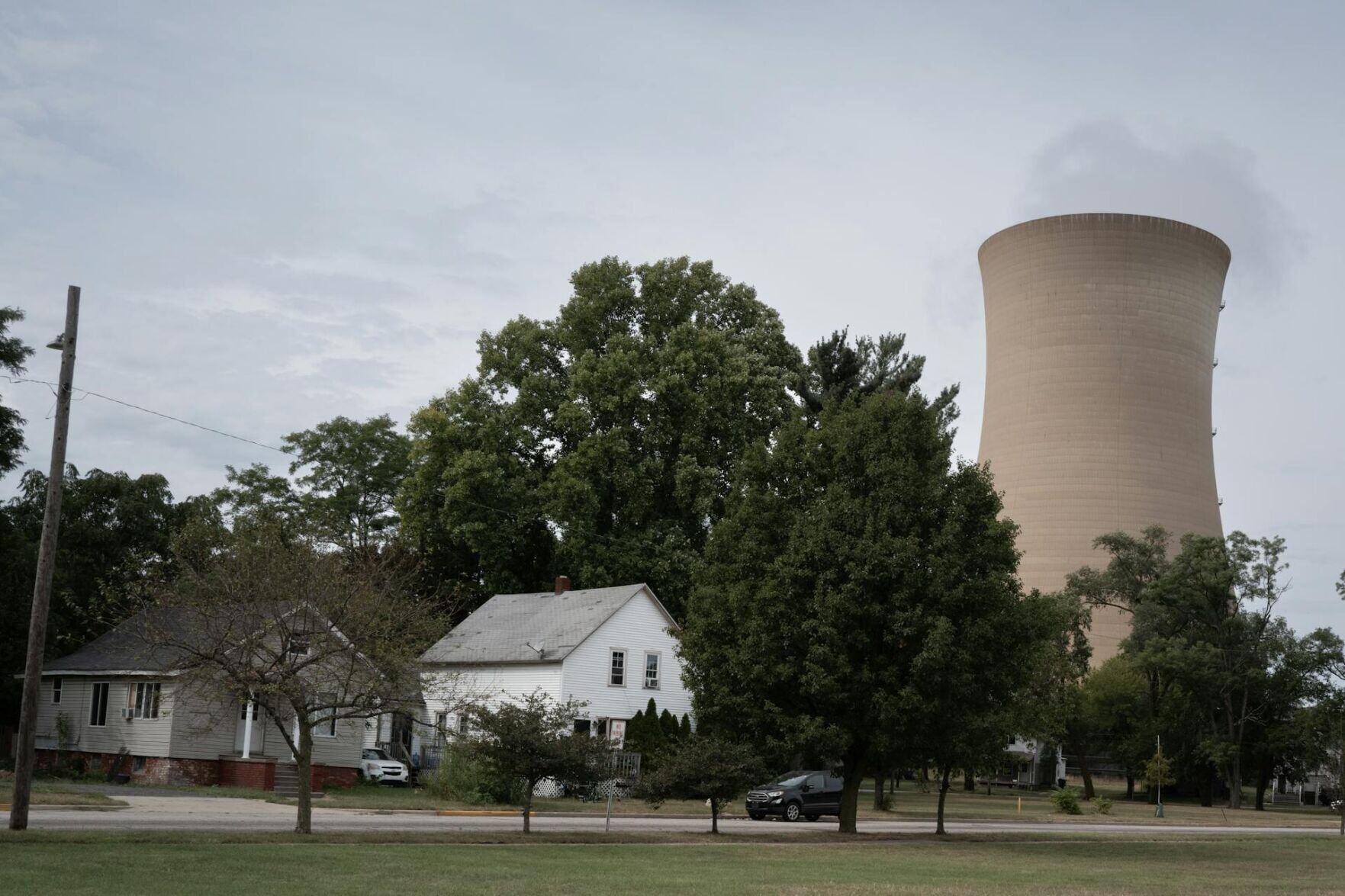 <a href="https://www.youralaskalink.com/news/national/epa-says-repealing-power-plant-emissions-rules-will-save-billions-but-its-estimate-leaves-out/article_a0b56e51-053e-5d07-a7c8-6d7dd6763ffa.html" target="_blank">EPA says repealing power plant emissions rules will save billions – but its estimate leaves out health and climate costs</a>