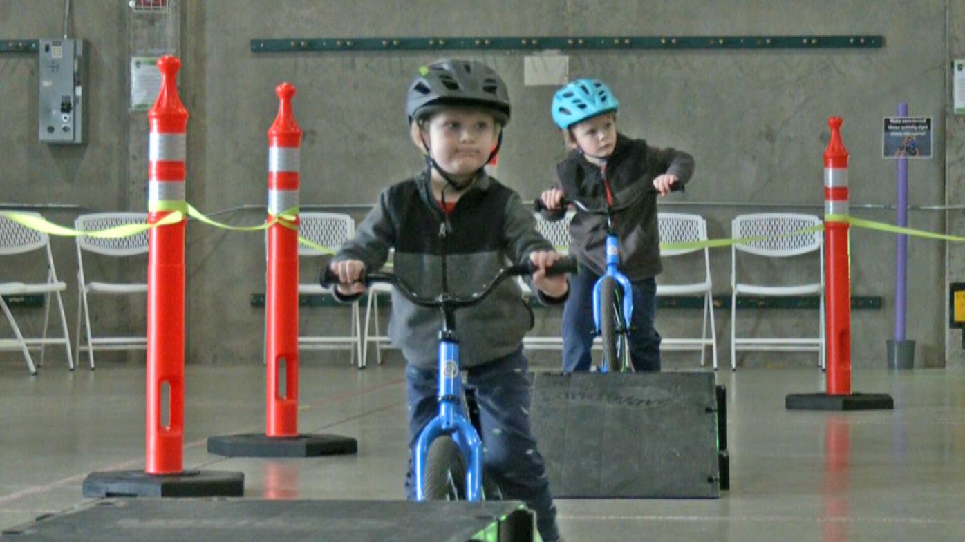 Anchorage Fire Department offers free bike helmets for kids this spring |  Local & State News | youralaskalink.com