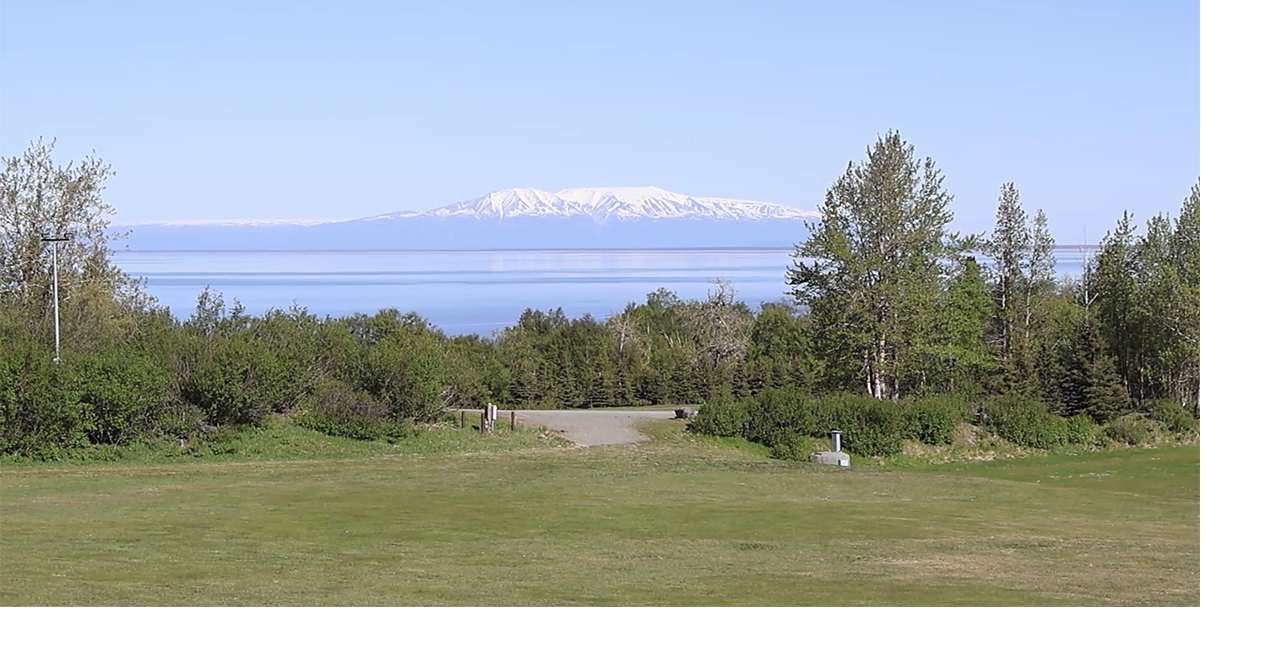 Visitors, locals soak up rare warm stretch across Anchorage parks