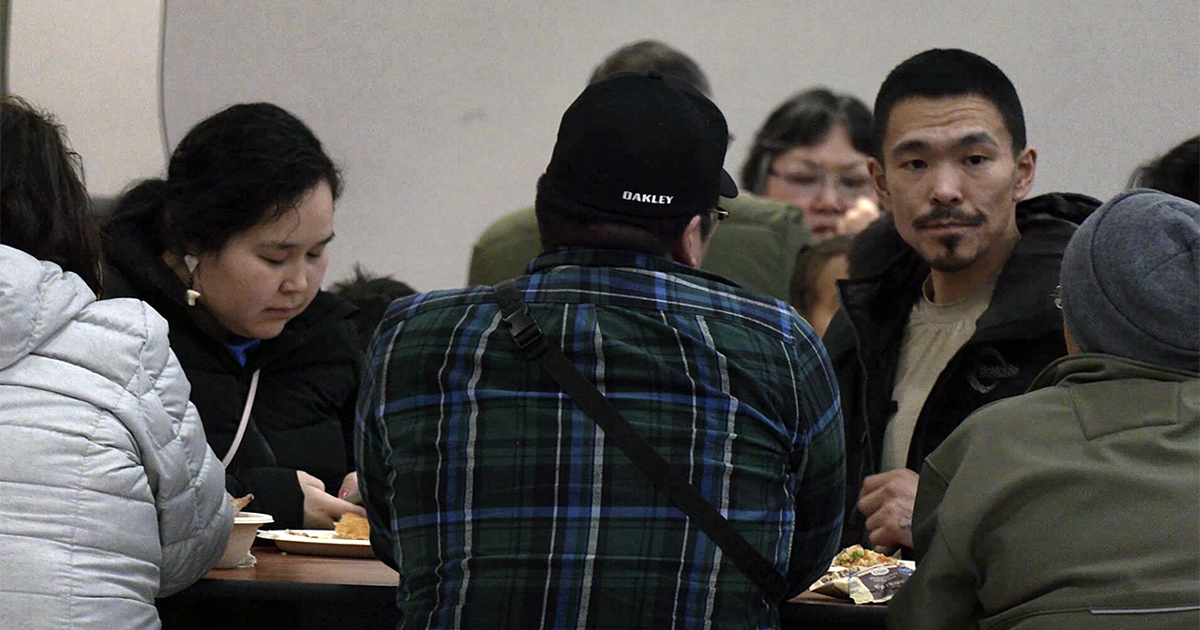 Heritage Center hosts gatherings for Western Alaska families in Anchorage
