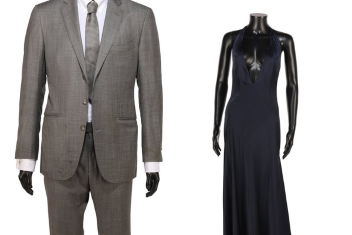 <a href="https://www.youralaskalink.com/news/national/daniel-craig-s-tom-ford-suit-could-fetch-53-000-at-james-bond-auction/article_048371cc-ef0d-532d-96dd-7d3f4e988e6a.html" target="_blank">Daniel Craig’s Tom Ford suit could fetch $53,000 at James Bond auction</a>