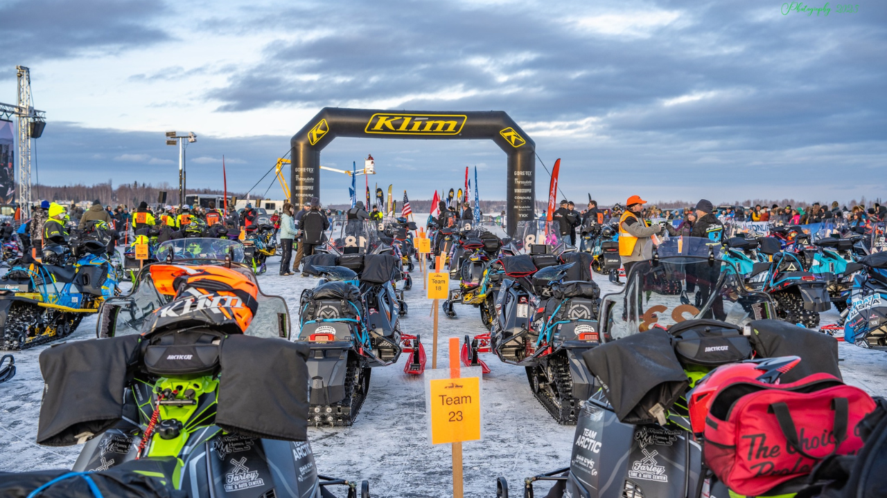 2025 Iron Dog race reaches Day 3, with top teams heading towards