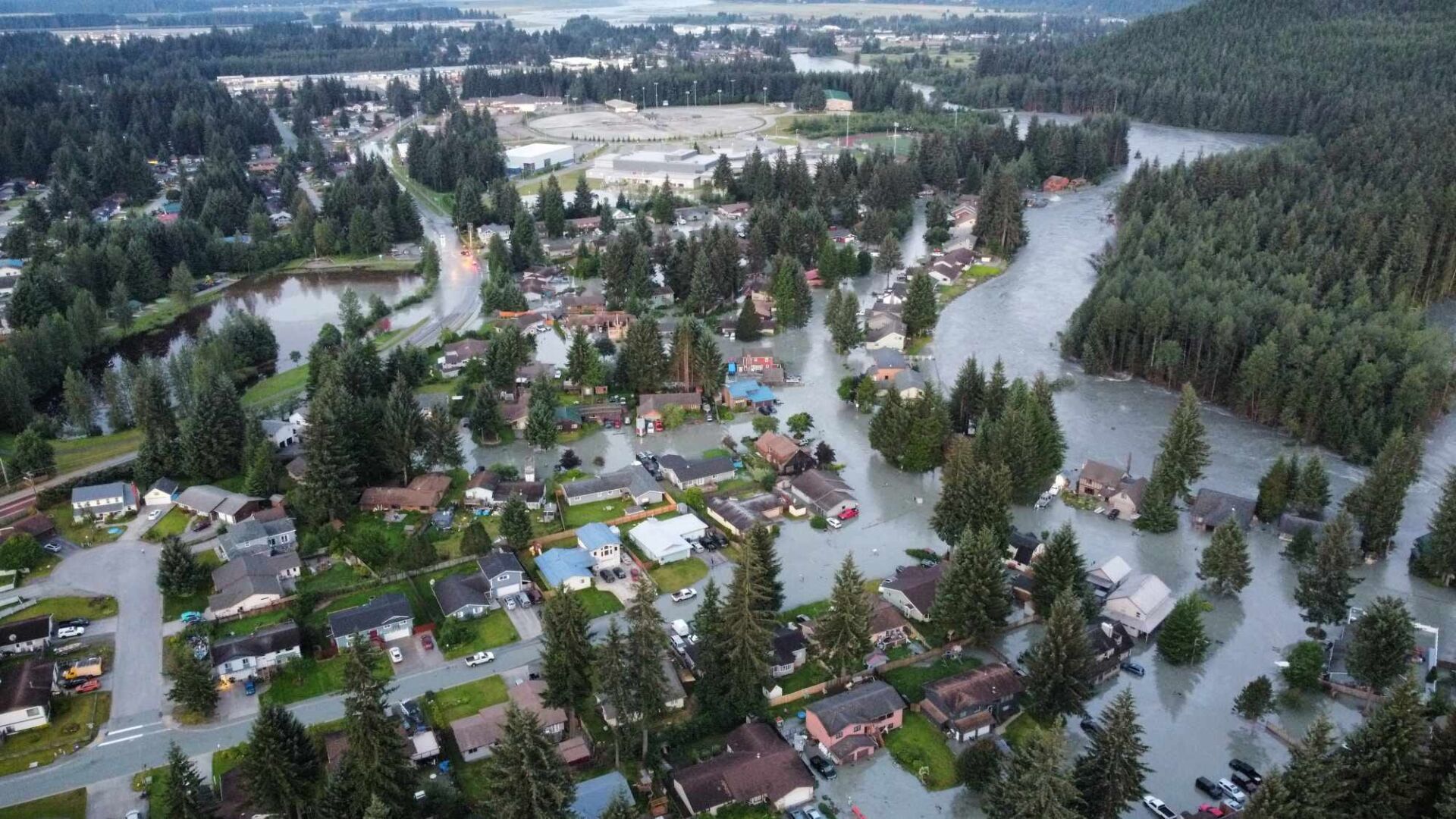 <a href="https://www.youralaskalink.com/news/local/juneau-extends-disaster-declaration-ahead-of-potential-flood-season/article_94991162-0abd-482d-9355-c37cc2a538b9.html" target="_blank">Juneau extends disaster declaration ahead of potential flood season</a>