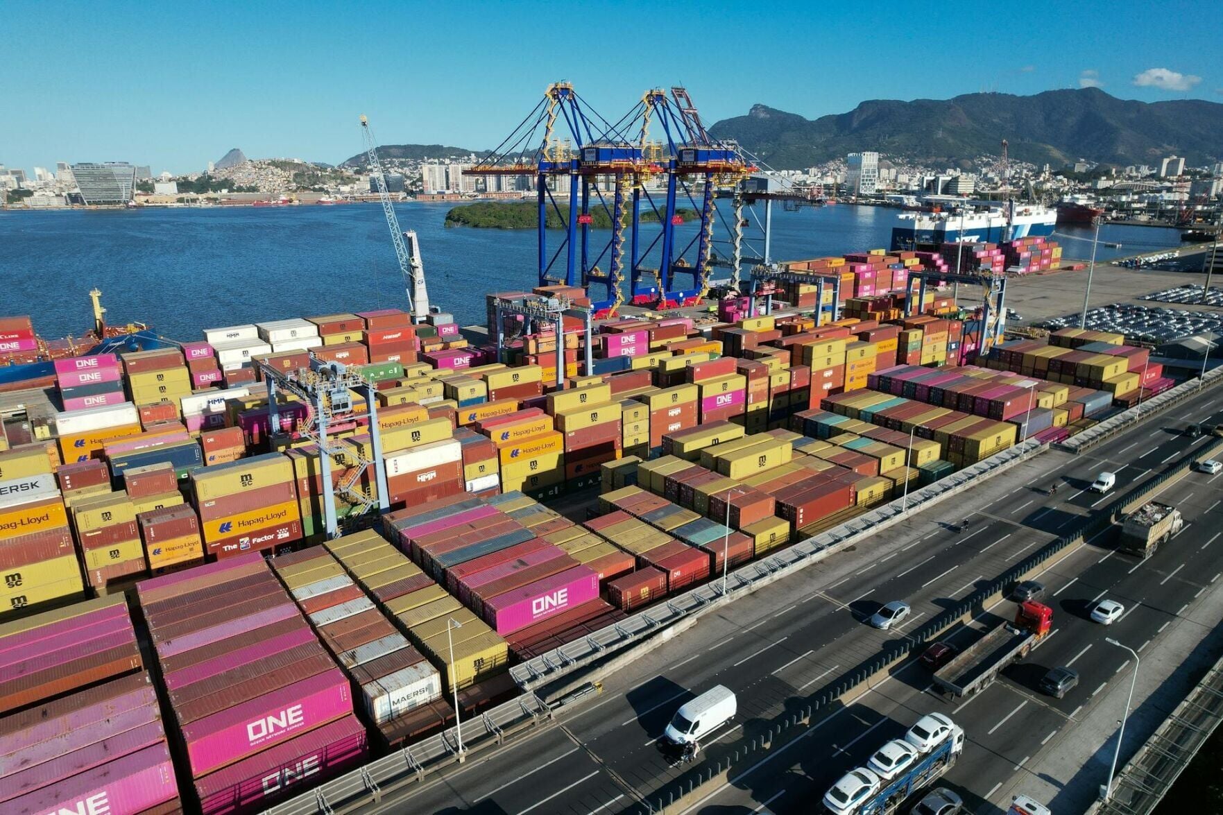 <a href="https://www.youralaskalink.com/news/national/the-us-sells-more-to-brazil-than-it-buys-but-trump-is-slapping-steep-tariffs/article_6349ca80-f3b5-50d7-b7c3-e8b70cb82a9f.html" target="_blank">The US sells more to Brazil than it buys – but Trump is slapping steep tariffs on its exports anyway</a>