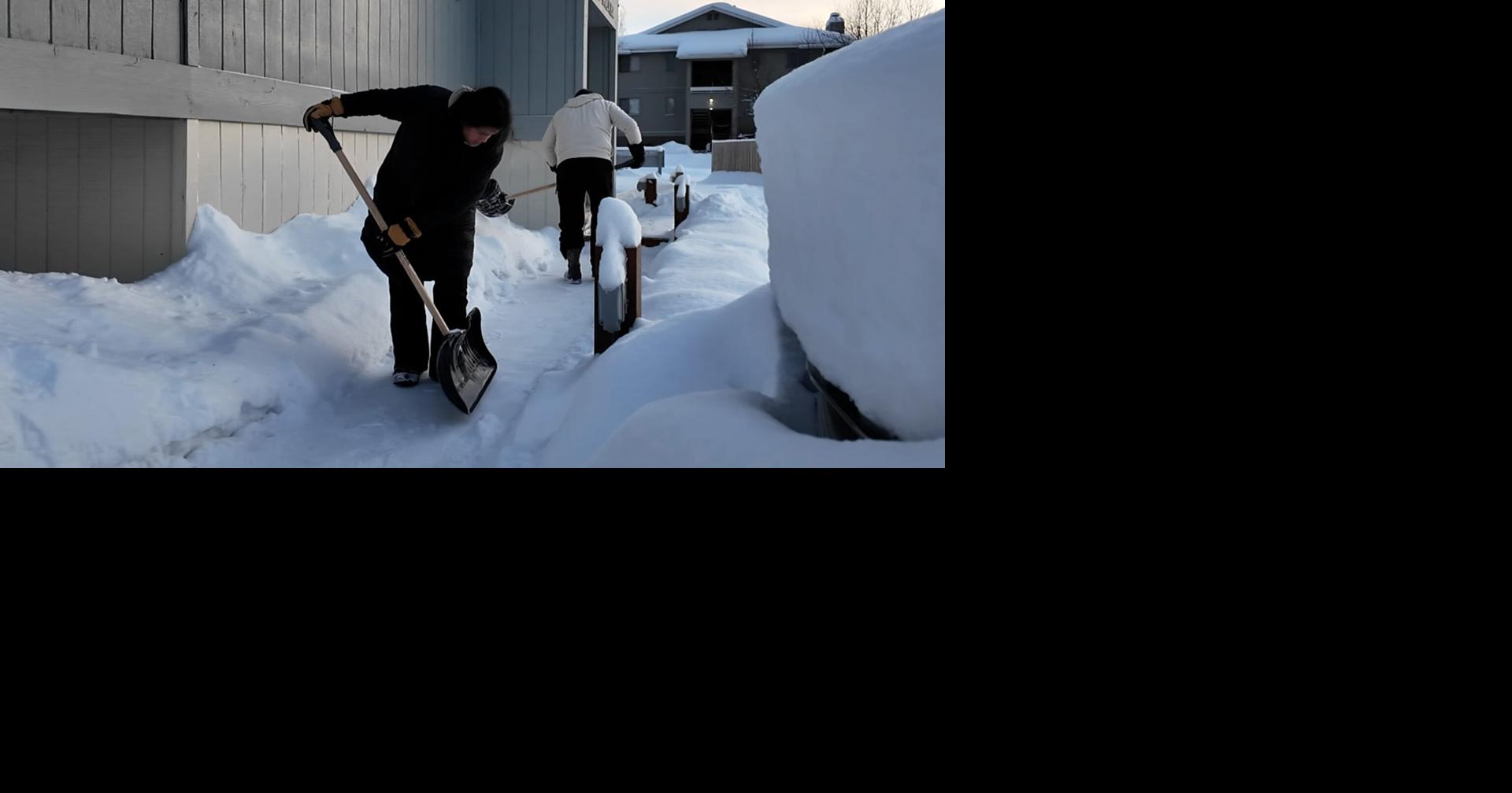 Anchorage residents dig out after record January snowfall | Local ...