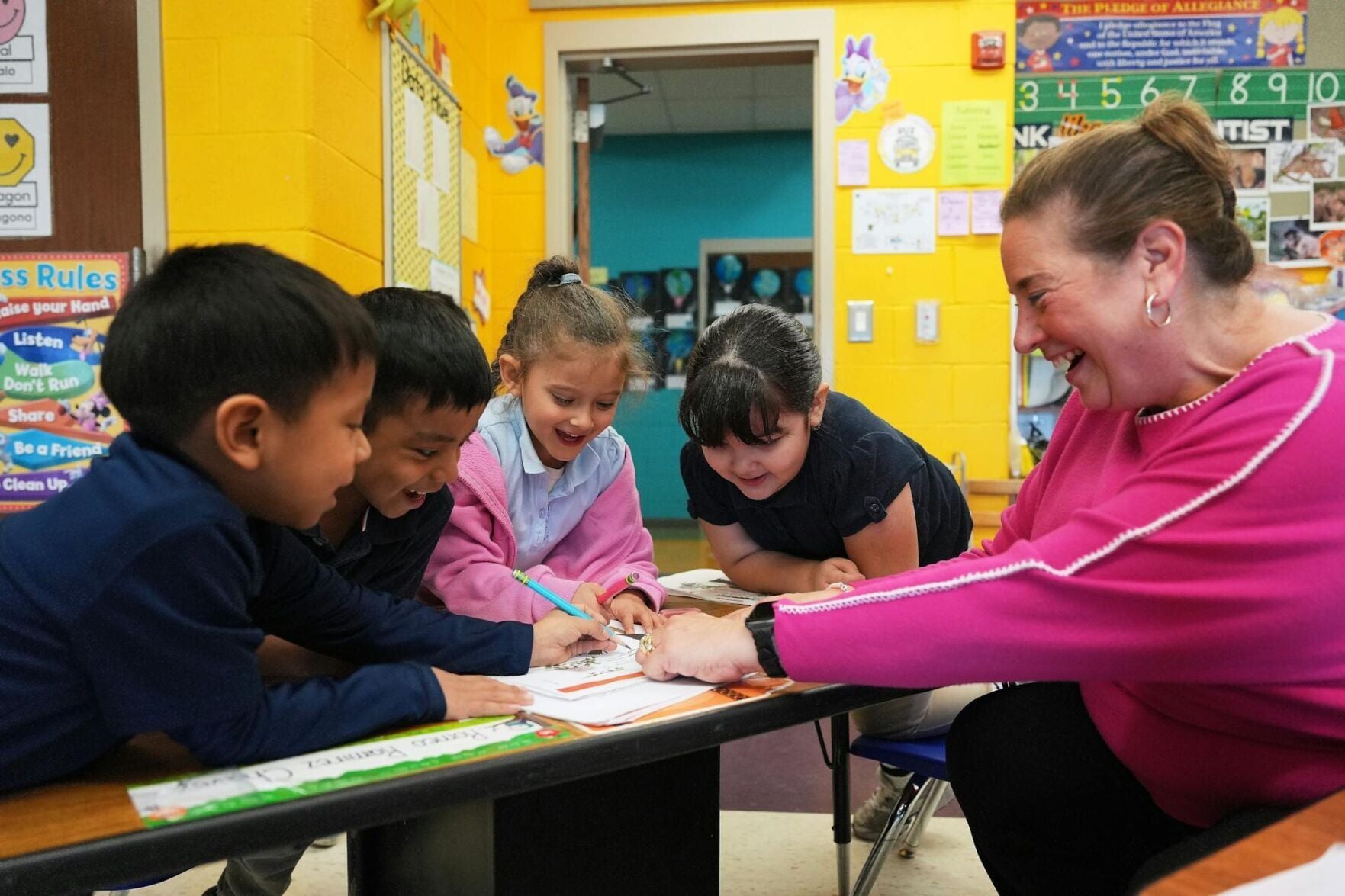 <a href="https://www.youralaskalink.com/news/national/plans-to-improve-michigan-s-k-12-schools-depend-on-how-the-state-funds-public/article_8c1d8e4a-4c93-5c33-afac-45464ad5aaa8.html" target="_blank">Plans to improve Michigan’s K-12 schools depend on how the state funds public education</a>