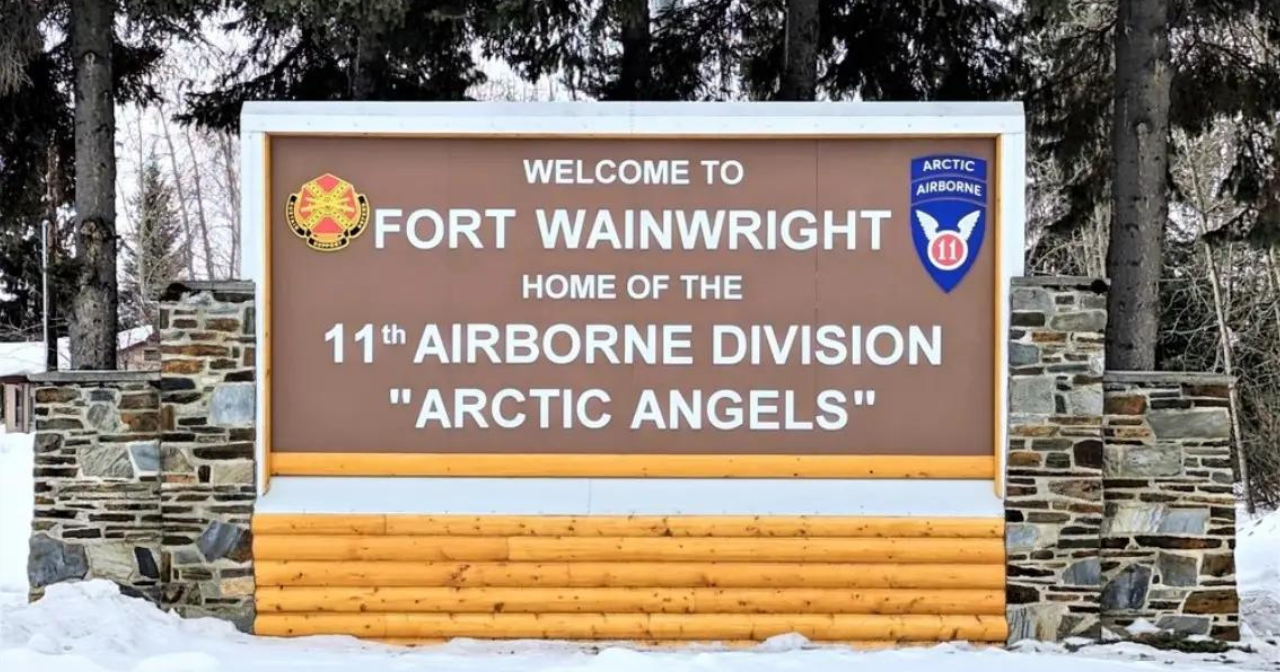 Fort Wainwright Soldier Killed in Parks Hwy Crash, Driver Injured - Vimarsana News
