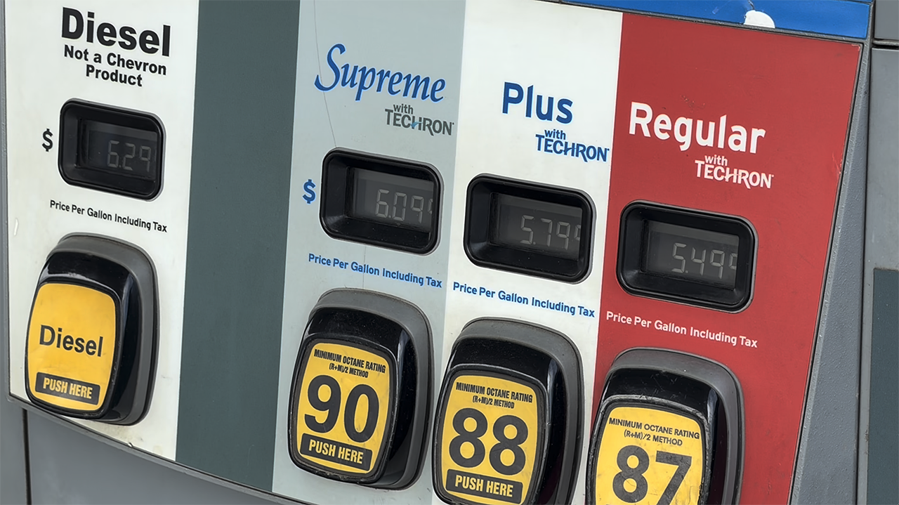 <a href="https://www.youralaskalink.com/gas-prices-file/image_cf728199-78a1-4245-b604-a3ca09d77d6c.html" target="_blank">Gas Prices (FILE)</a>