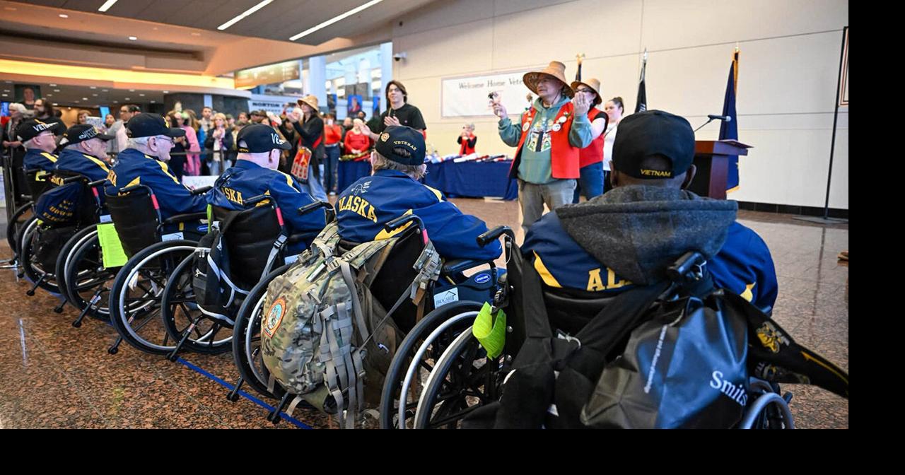 Alaska veterans return home after Last Frontier Honor Flight trip
