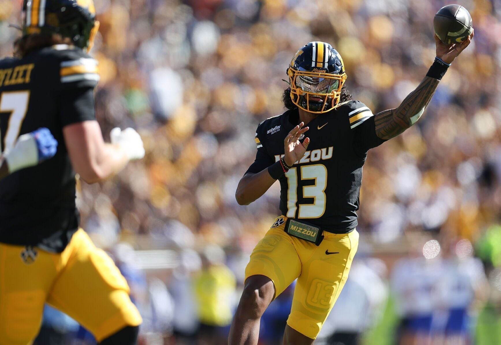 <a href="https://www.youralaskalink.com/sports/national/mizzou-quarterback-austin-simmons-13-throws-a-pass/image_f2c7ad77-8fe2-58bd-861a-c5875b556bb3.html" target="_blank">Mizzou quarterback Austin Simmons (13) throws a pass</a>