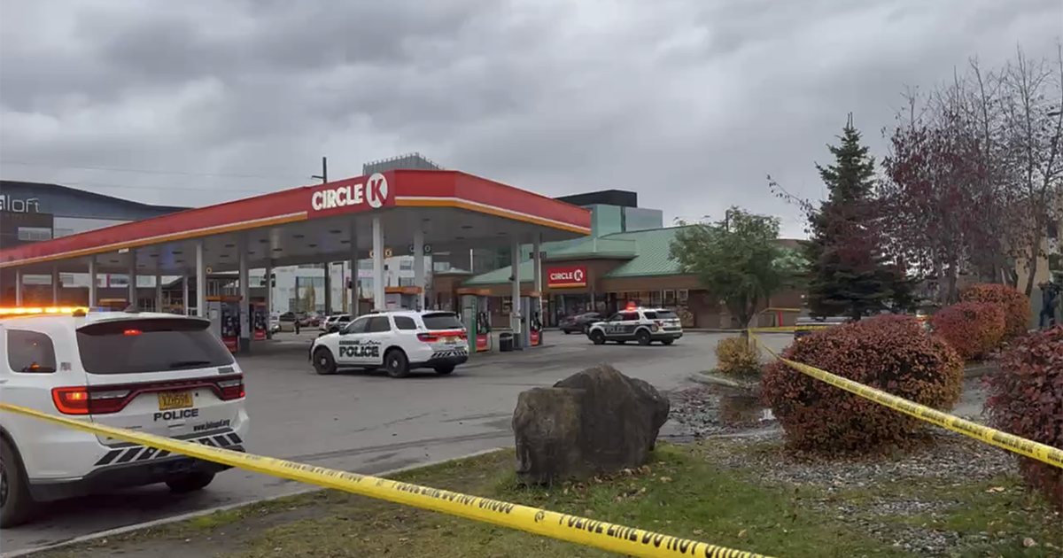 Anchorage police investigate deadly shooting at Circle K on C Street